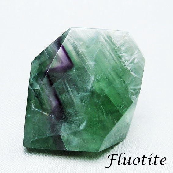フローライト（蛍石） – 天然石・パワーストーンの東昇