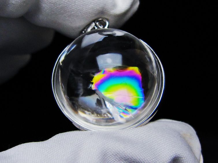 アイリスクォーツ 水晶 ペンダント 虹入り 一点物 112-12373
