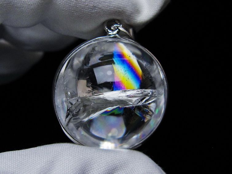 アイリスクォーツ 水晶 ペンダント 虹入り 一点物 112-12377