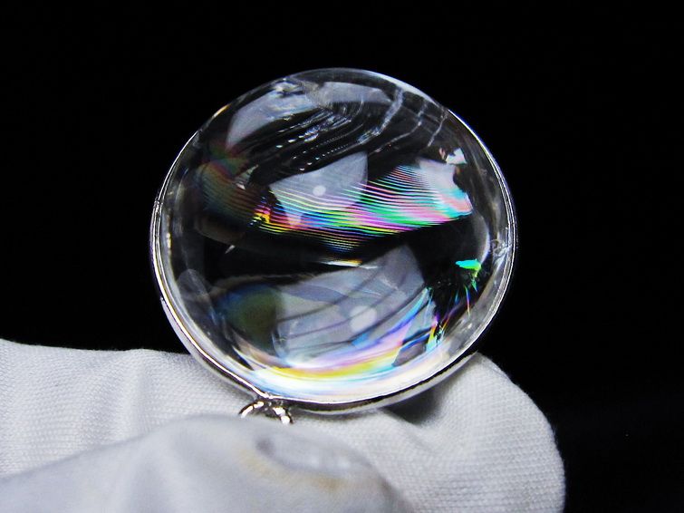 アイリスクォーツ 水晶 ペンダント 虹入り 一点物 112-12400