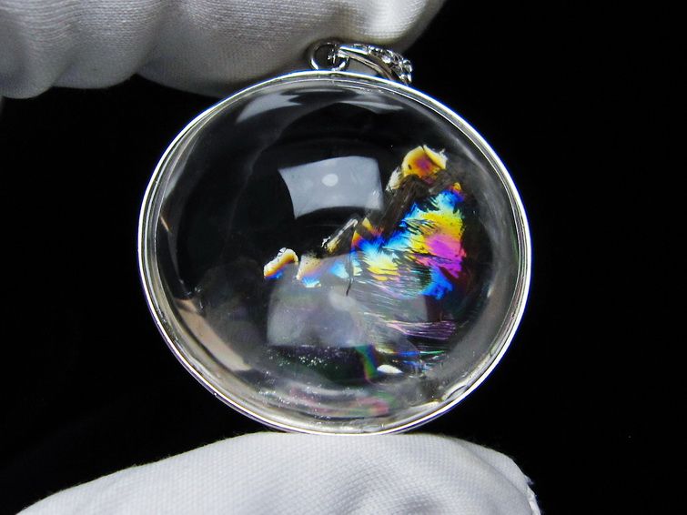 アイリスクォーツ 水晶 ペンダント 虹入り 一点物 112-12411