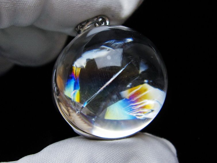 アイリスクォーツ 水晶 ペンダント 虹入り 一点物 112-12437