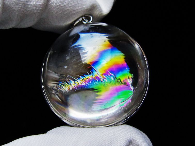 アイリスクォーツ 水晶 ペンダント 虹入り 一点物 112-12454