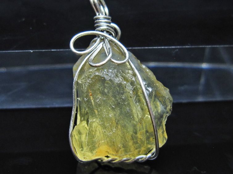 リビアングラス ペンダント 一点物 メール便可 112-13828