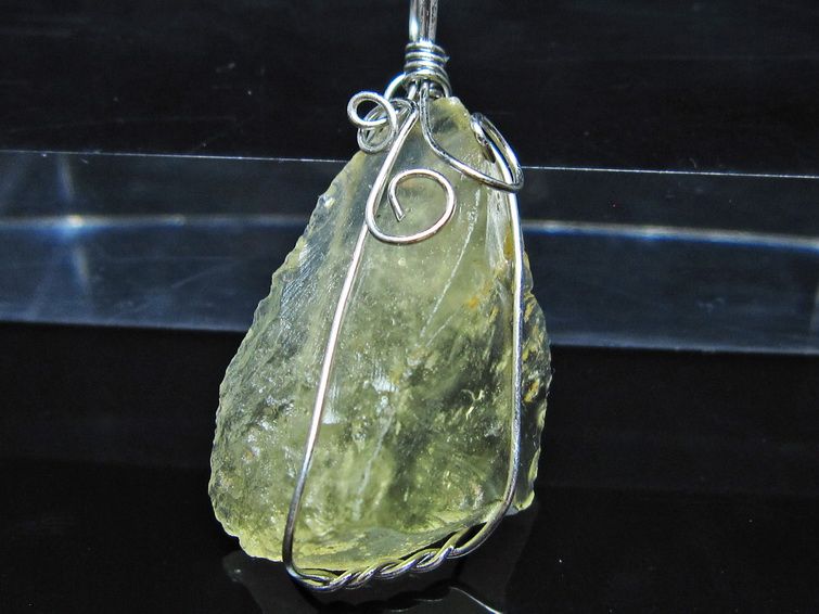 リビアングラス ペンダント 一点物 メール便可 112-13835