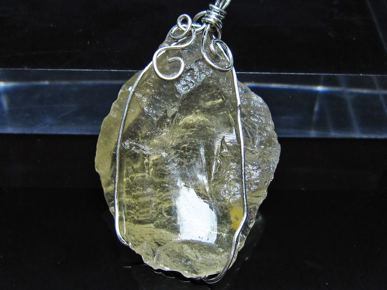 リビアングラス ペンダント 一点物 112-13857