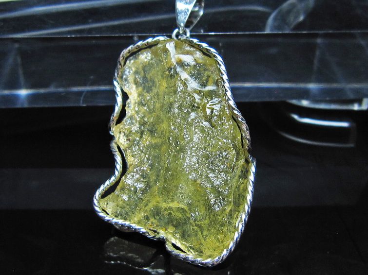 リビアングラス ペンダント 一点物 112-13929