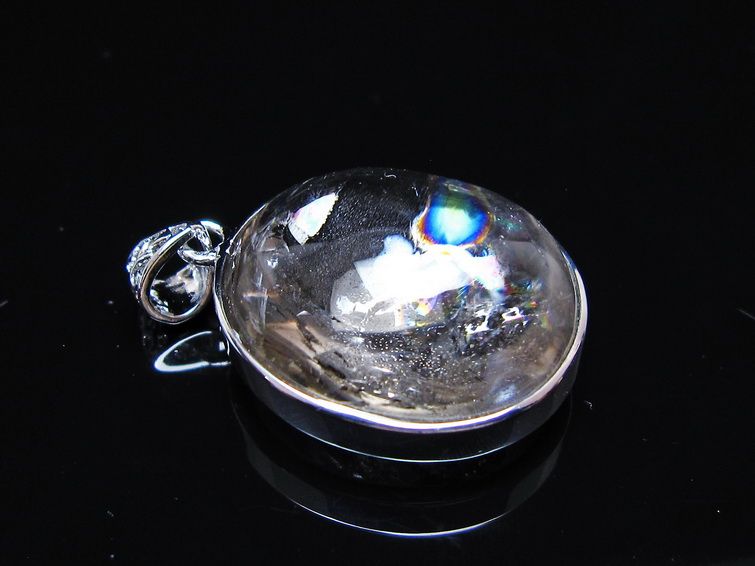 アイリスクォーツ 水晶 ペンダント 虹入り メール便可 一点物 112-14098