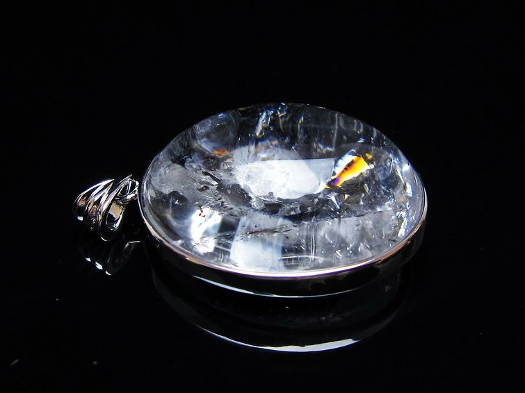 アイリスクォーツ 水晶 ペンダント 虹入り メール便可 一点物 112-14116
