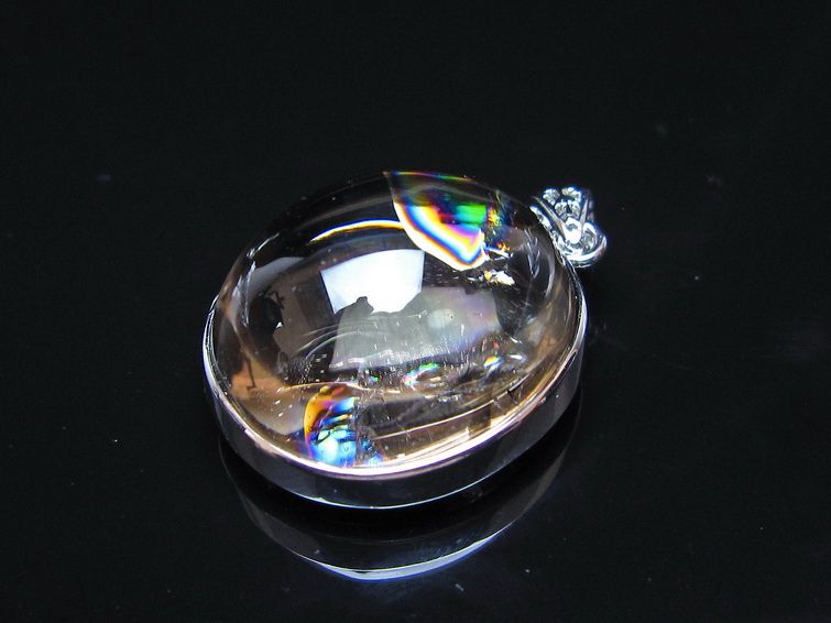 アイリスクォーツ 水晶 ペンダント 虹入り メール便可 一点物 112-14137