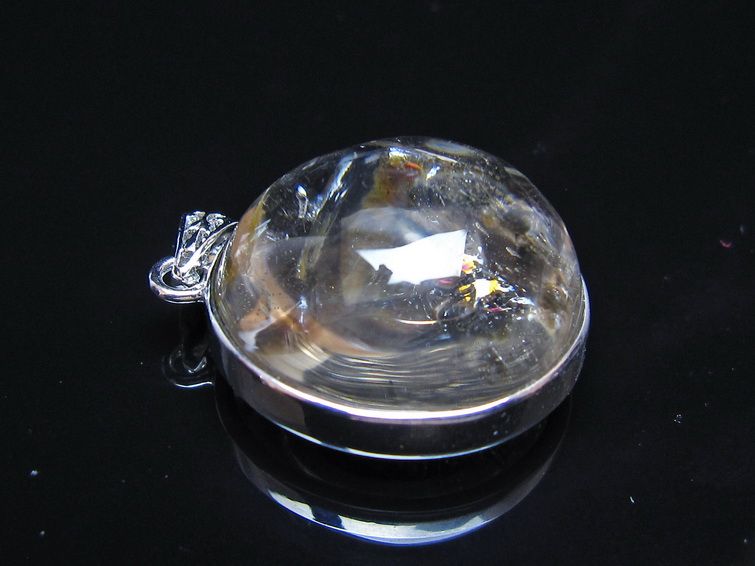アイリスクォーツ 水晶 ペンダント 虹入り メール便可 一点物 112-14138