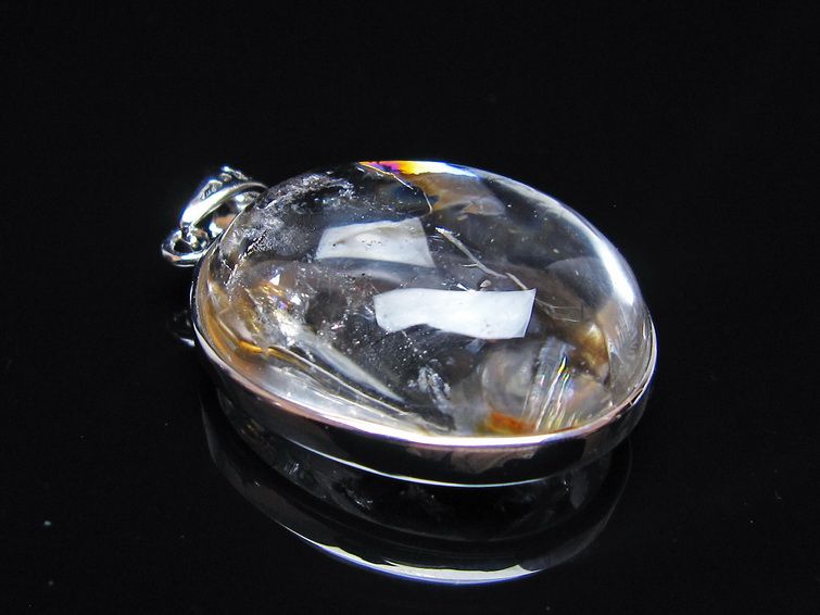 アイリスクォーツ 水晶 ペンダント 虹入り メール便可 一点物 112-14142