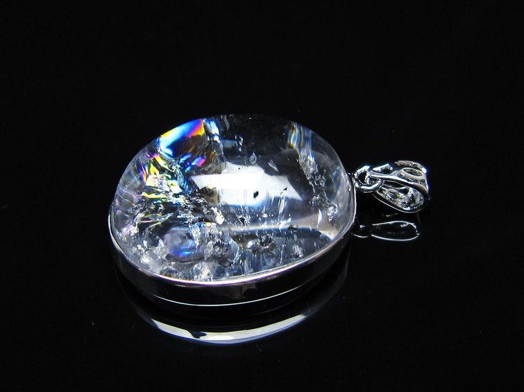 アイリスクォーツ 水晶 ペンダント 虹入り 一点物 112-14184
