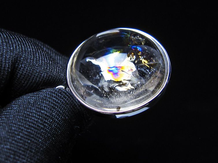 アイリスクォーツ 水晶 ペンダント 虹入り 一点物 112-14186