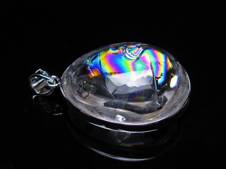 アイリスクォーツ 水晶 ペンダント 虹入り 一点物 112-14201