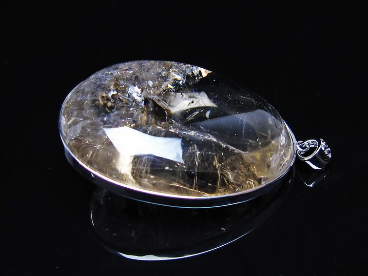 アイリスクォーツ 水晶 ペンダント 虹入り メール便可 一点物 112-14207