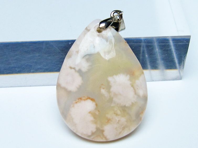 チェリーブロッサムアゲート ペンダント 桜メノウ メール便可 一点物 112-14758