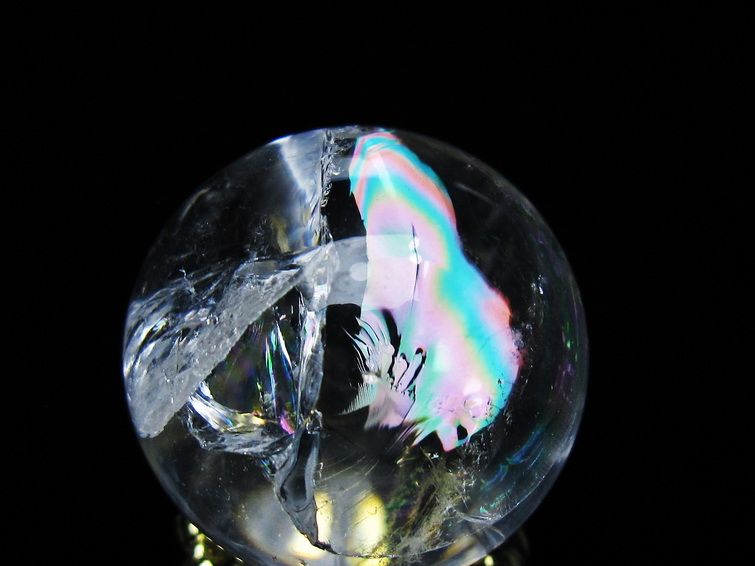 アイリスクォーツ 水晶 丸玉 虹入り 28mm 水晶玉 置物 スフィア 141-6933