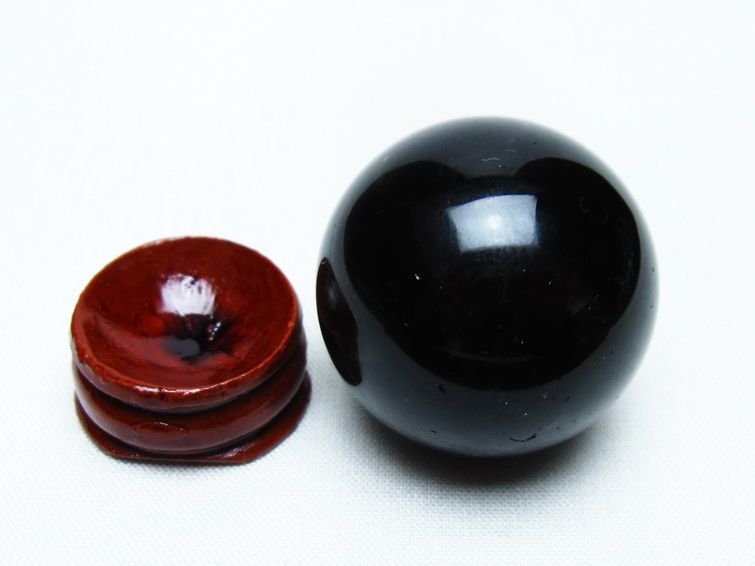 黒水晶 丸玉 34mm モリオン スフィア 置物 一点物 141-8237