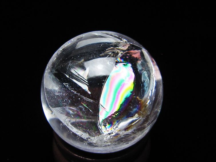 アイリスクォーツ 水晶玉 虹入り 26mm 水晶 丸玉 スフィア 置物 原石 一点物 141-8664