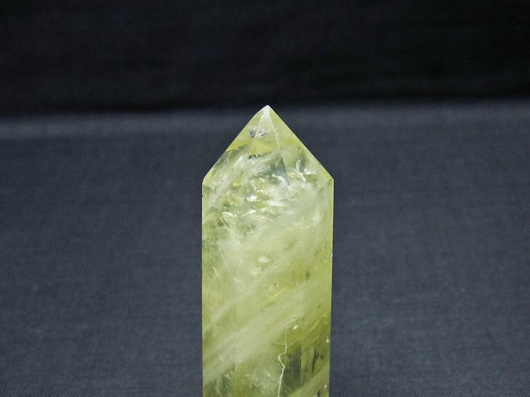 シトリンクォーツ 六角柱 シトリン ポイント 置物 一点物 142-10152