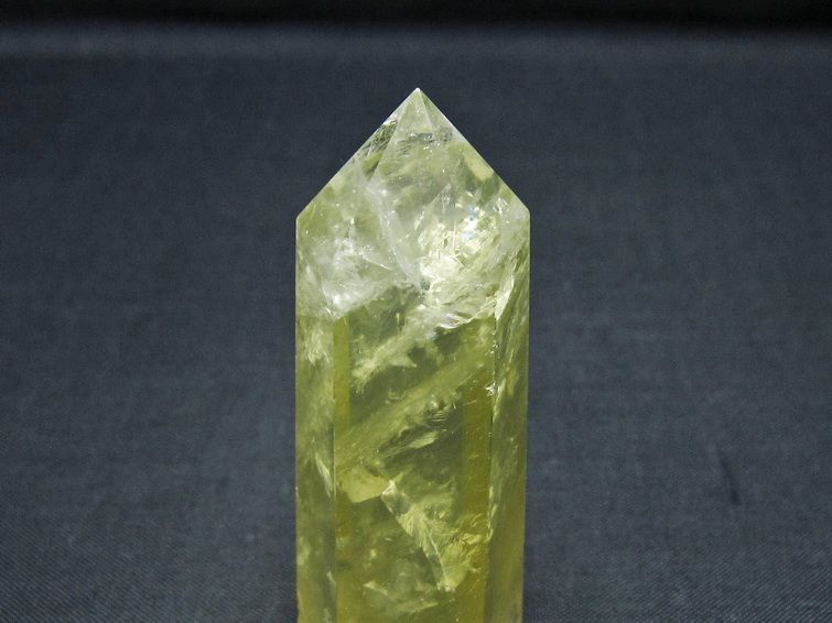 シトリンクォーツ 六角柱 シトリン ポイント 置物 一点物 142-10252