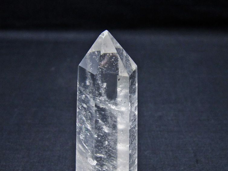 水晶 六角柱 ポイント 置物 一点物 142-11020