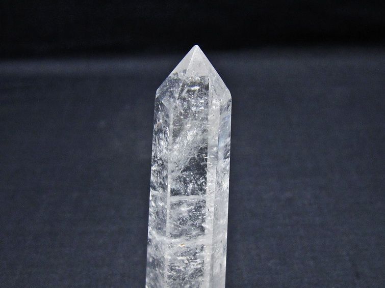 水晶 六角柱 ポイント 置物 一点物 142-11025
