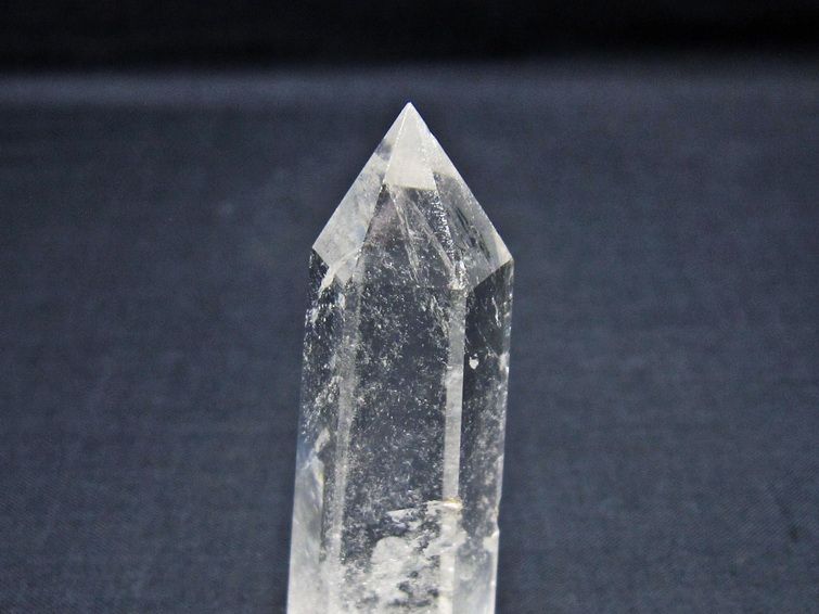 水晶 六角柱 ポイント 置物 一点物 142-11041