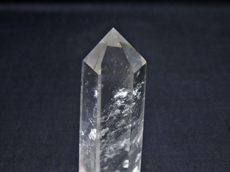 水晶 六角柱 ポイント 置物 一点物 142-11106