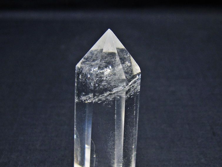 水晶 六角柱 ポイント 置物 一点物 142-11157