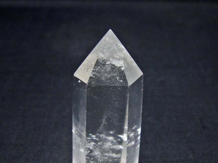水晶 六角柱 ポイント 置物 一点物 142-11174