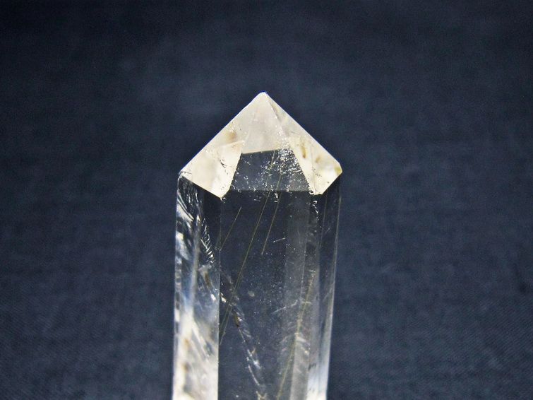 水晶 六角柱 ルチルクォーツ ポイント 置物 一点物 142-11185