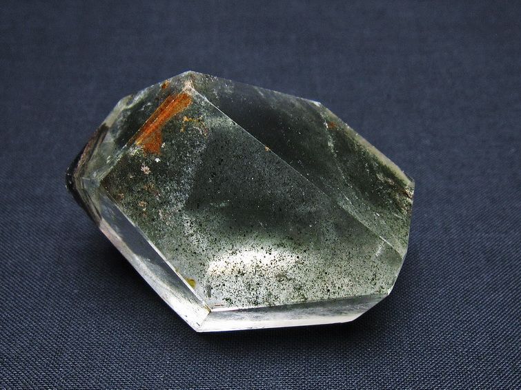 グリーンファントム 原石 一点物 142-9750