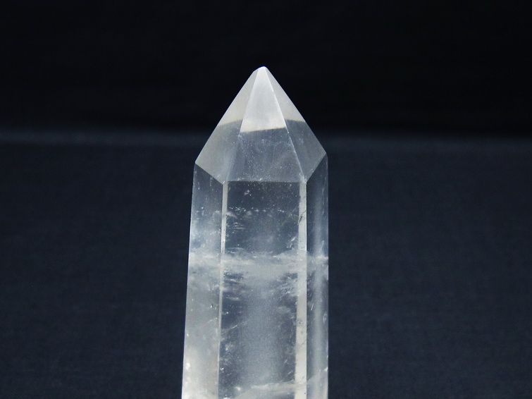 水晶 六角柱 ポイント 置物 一点物 142-9952