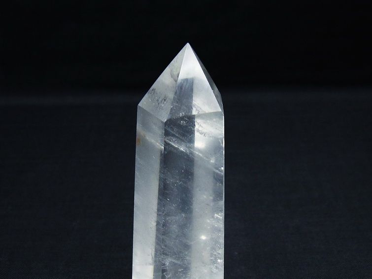 水晶 六角柱 ポイント 置物 一点物 142-9962