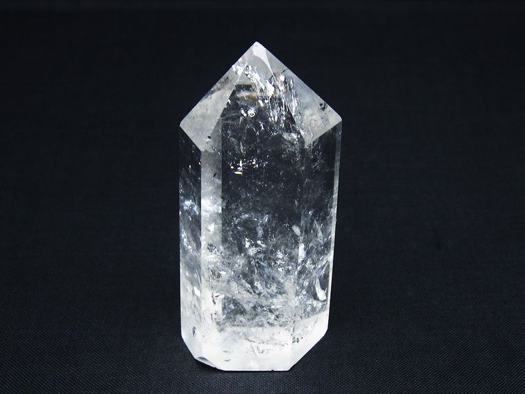 水晶 六角柱 ポイント 置物 一点物 142-9992