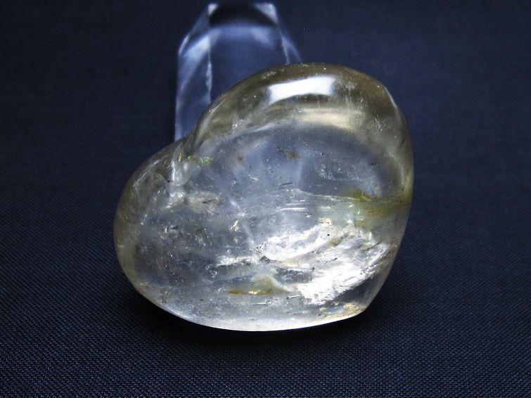 水晶 ハート 置物 一点物 145-1289