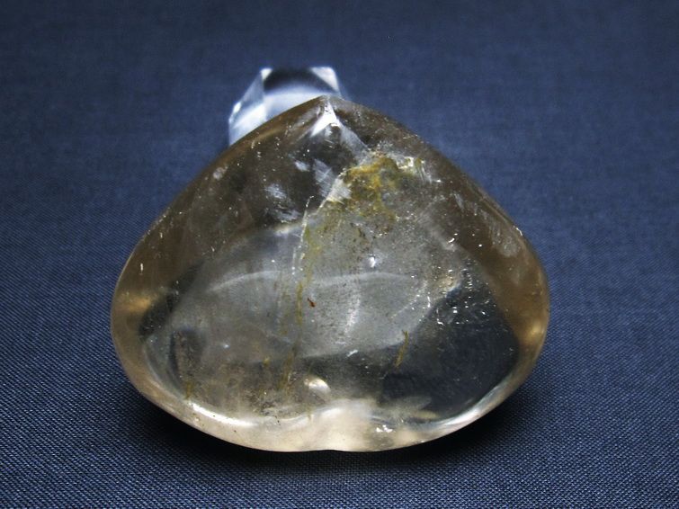 水晶 ハート 置物 一点物 145-1317