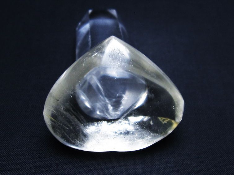 水晶 ハート 置物 一点物 145-1346
