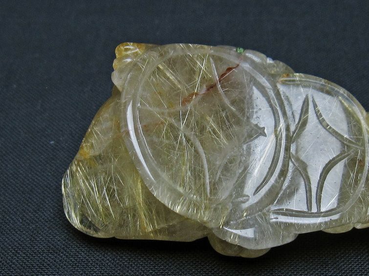 タイチンルチルクォーツ 手彫り 置物 キンセン 金蟾 一点物 145-1689