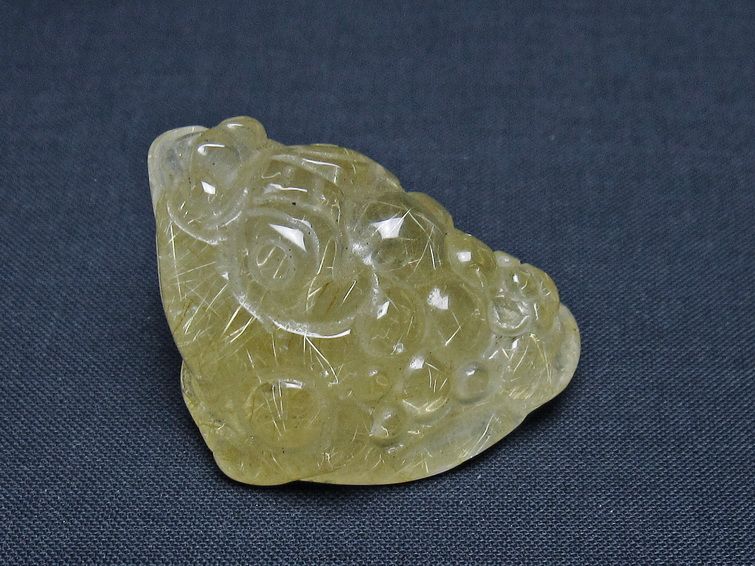 タイチンルチルクォーツ 手彫り 置物 キンセン 金蟾 一点物 145-1694