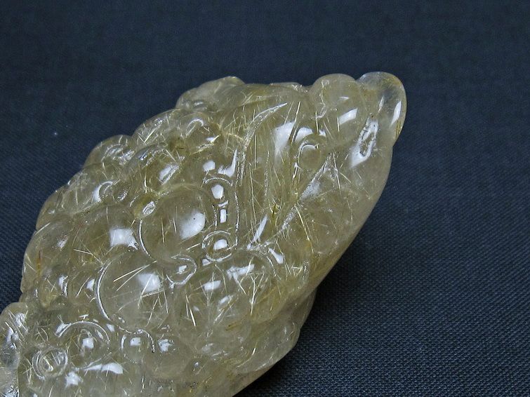 タイチンルチルクォーツ 手彫り 置物 キンセン 金蟾 一点物 145-1731
