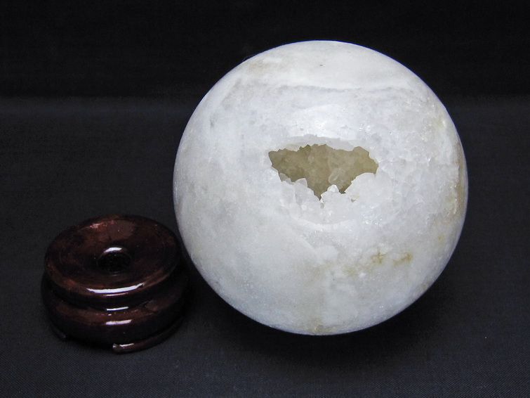 水晶 笑口 丸玉 85mm ジオード 置物 原石 一点物 151-10499