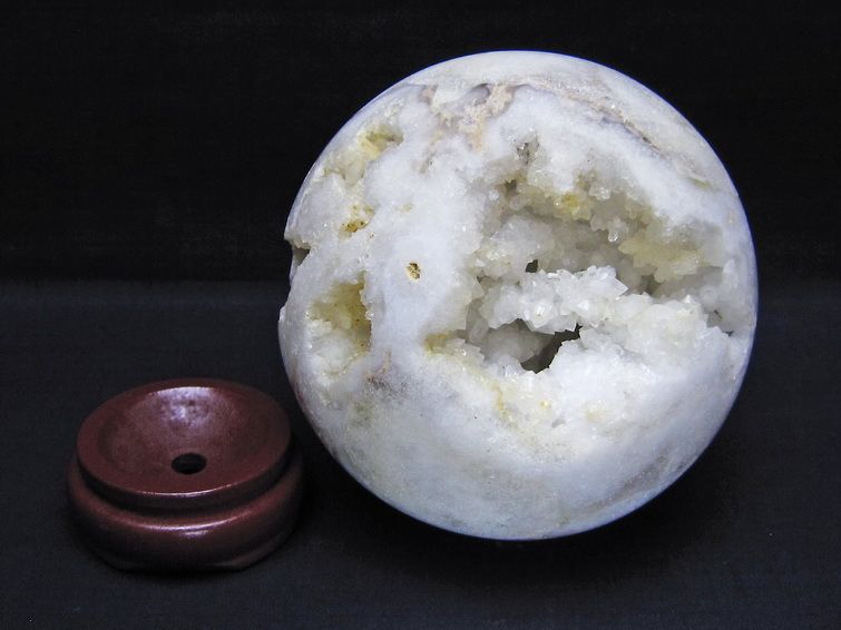 1.2Kg 水晶 ジオード 丸玉 110mm 笑口 置物 原石 一点物 151-10545