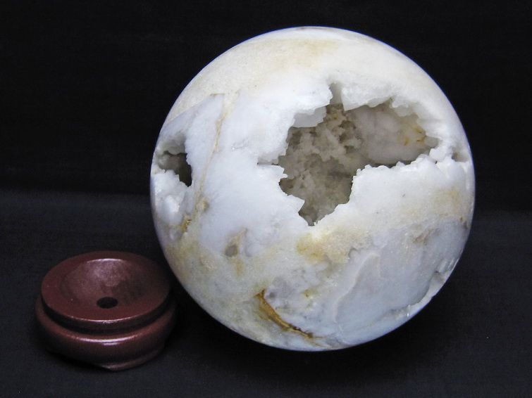 1.6Kg 水晶 ジオード 丸玉 125mm 笑口 置物 原石 一点物 151-10562