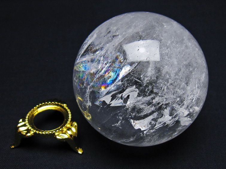 水晶 丸玉 虹入り 61mm スフィア 水晶玉 球体 玉 一点物 151-7877
