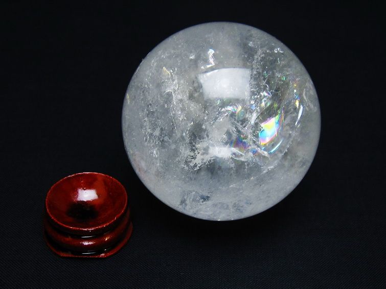 水晶 丸玉 虹入り 56mm スフィア 置物 水晶玉 一点物 151-8703 【sold out】