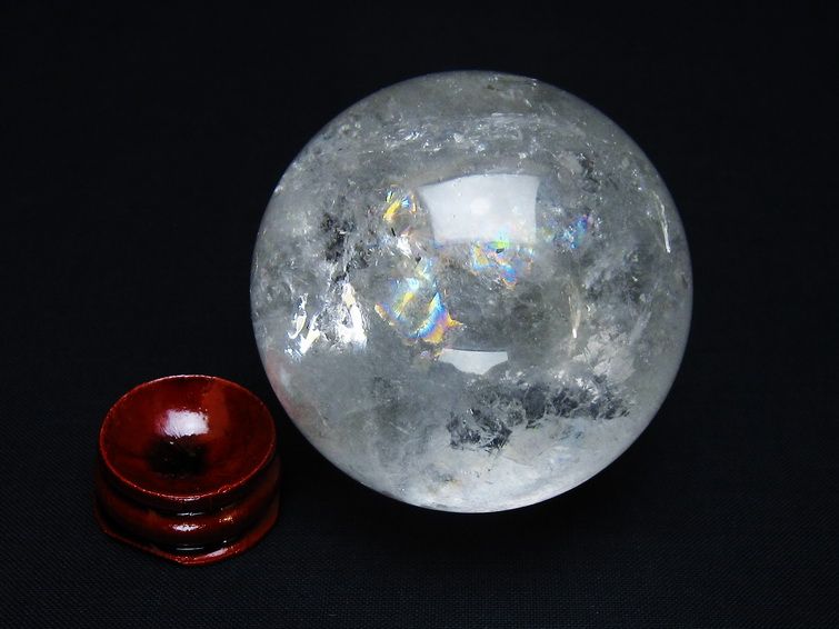 水晶 丸玉 虹入り 57mm スフィア 置物 水晶玉 一点物 151-8704 【sold out】