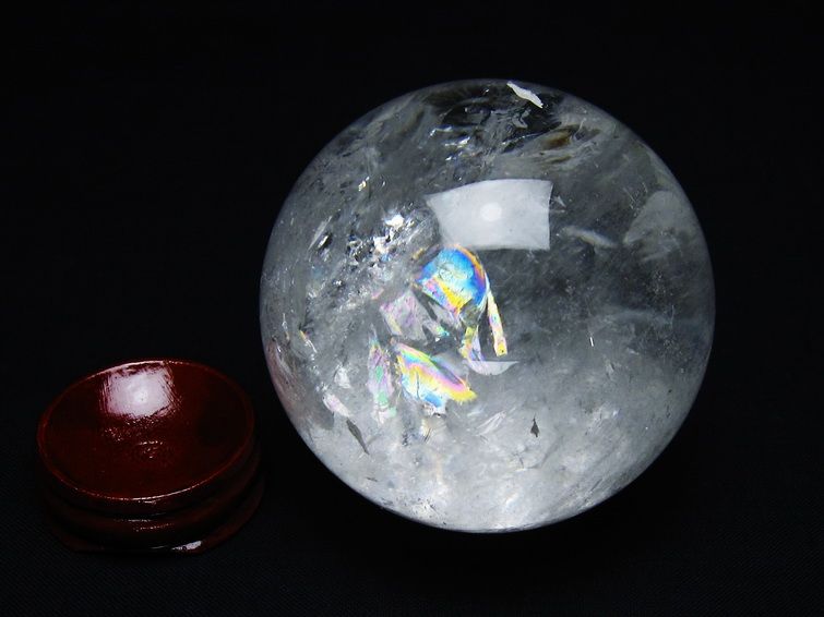 水晶 丸玉 虹入り 64mm スフィア 置物 水晶玉 一点物 151-8748